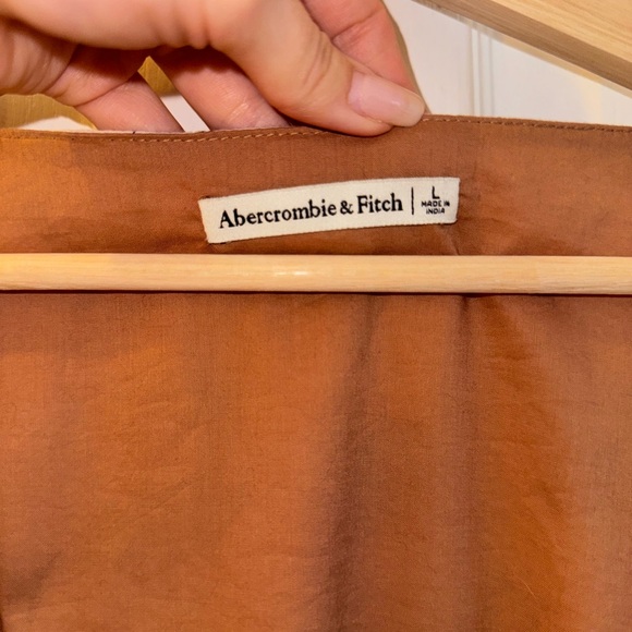 Aberocrombie Cropped Tie-Front Puff Sleeve Floral Top - Picture 5 of 7